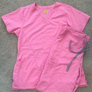 Hot pink wonderwink scrubs, pink scrubs, soft scrubs, new scrubs